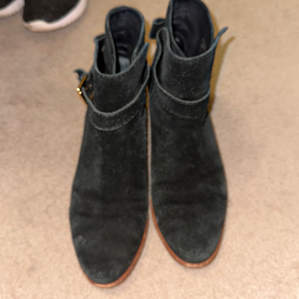 well loved kate spade suede boots